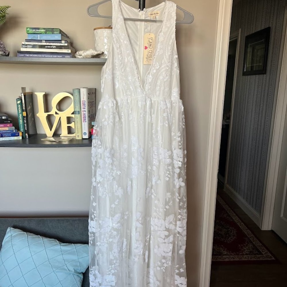Formal Dress | Wedding Dress Off - White Small NEW